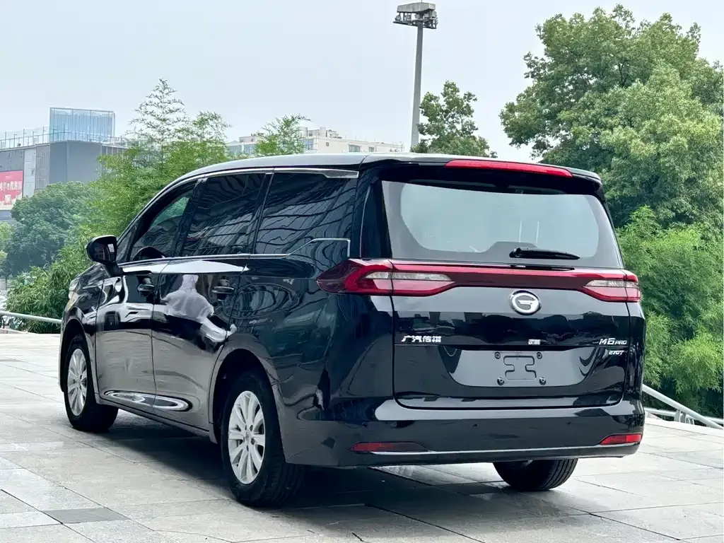 GAC Motor Trumpchi M6 — фото 6