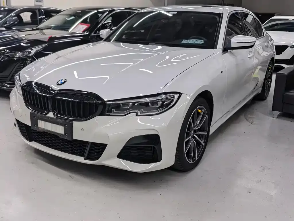 BMW 3 Series — фото 1