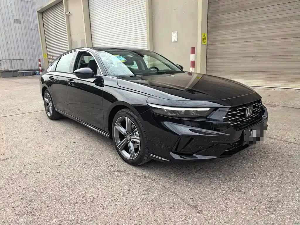 Honda Accord — фото 6