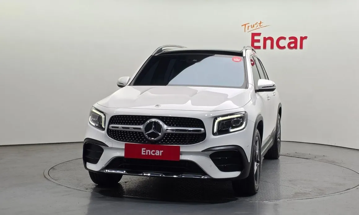 Mercedes-Benz GLB-Class — фото 9