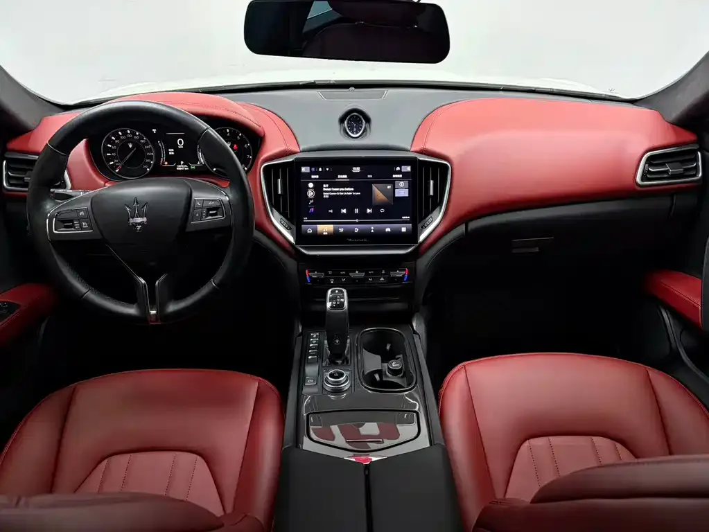 Maserati Ghibli — фото 8