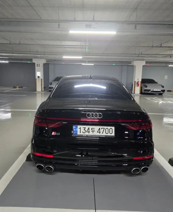 Audi S8 — фото 2