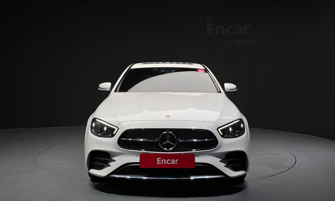 Mercedes-Benz E-Class — фото 5