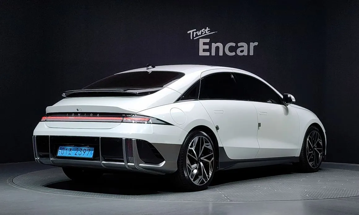 Hyundai Ioniq6 — фото 3