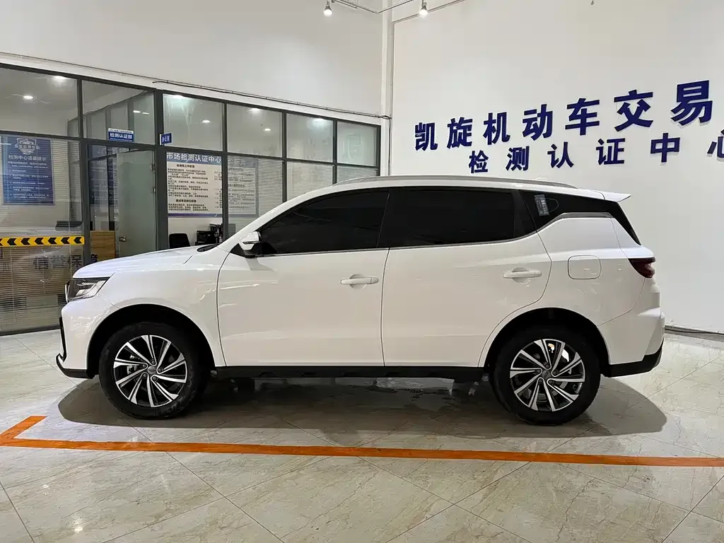 Geely Vision X6 — фото 6