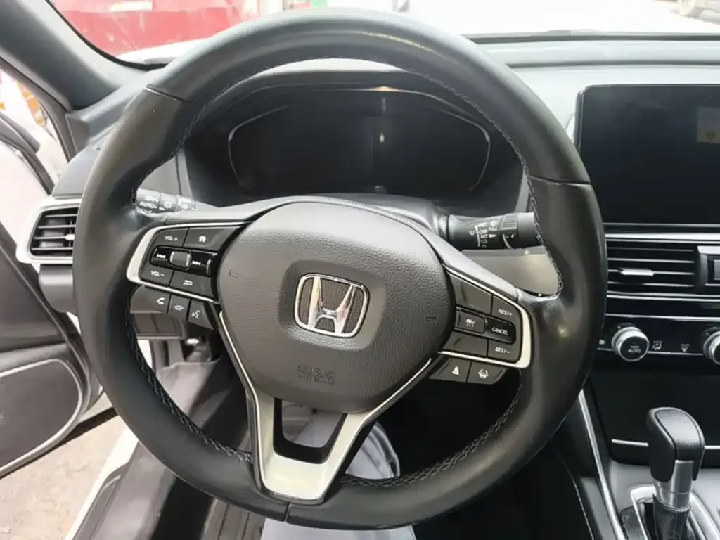 Honda Inspire — фото 5