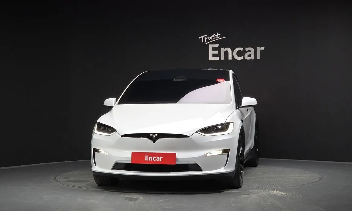Tesla Model X — фото 4