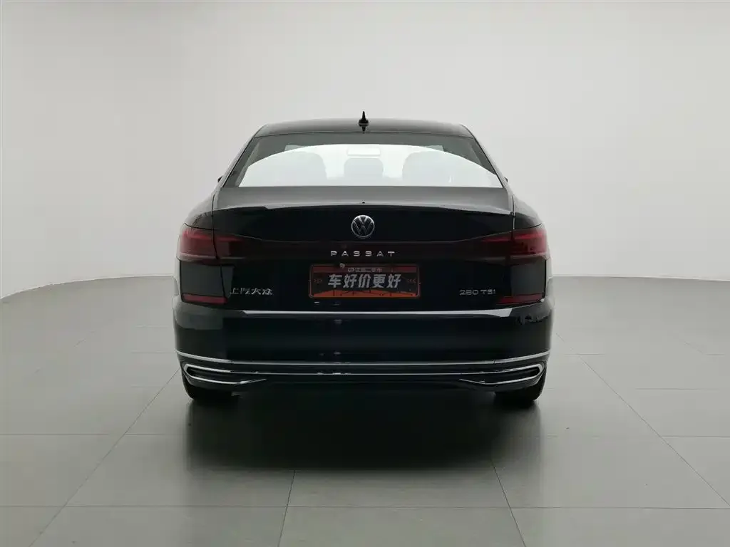 Volkswagen Passat 2023 из CN, фото 3
