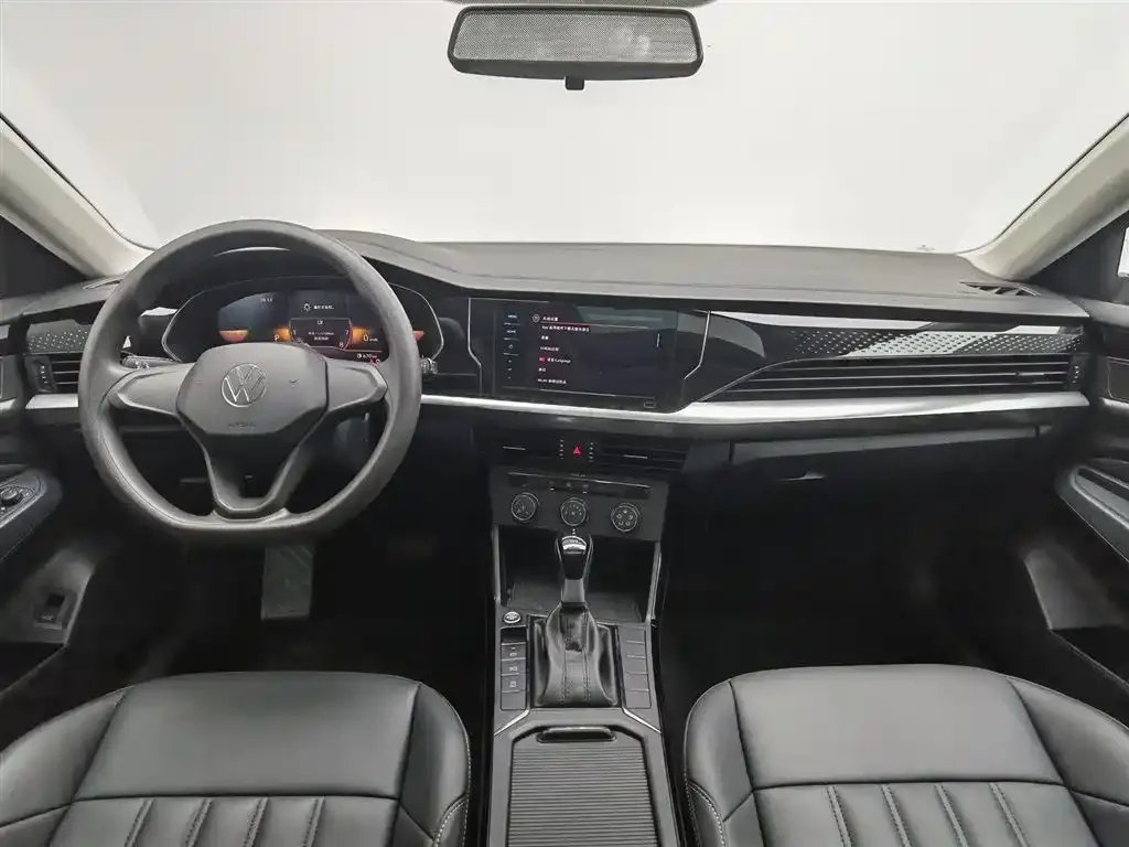 Volkswagen Passat 2023 из CN, фото 6