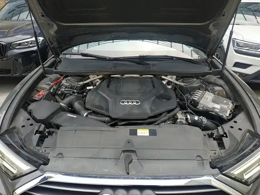 Audi A6L — фото 6