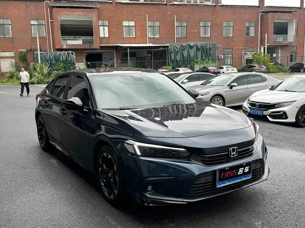 Honda Civic — фото 7