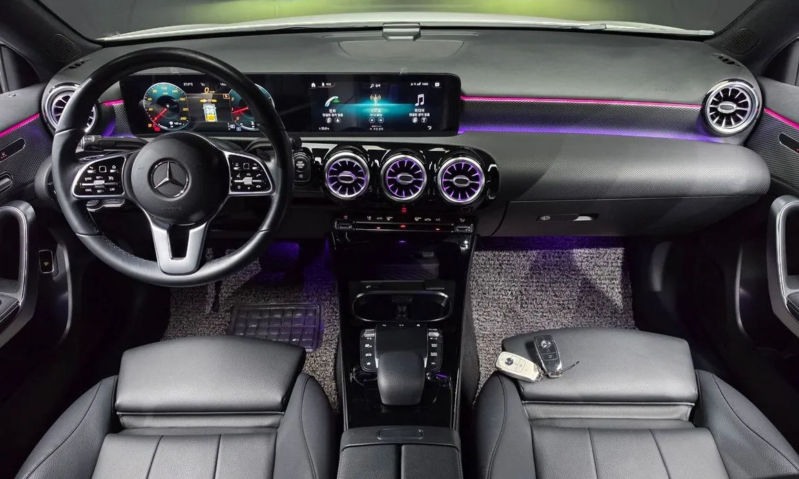 Mercedes-Benz A-Class — фото 10