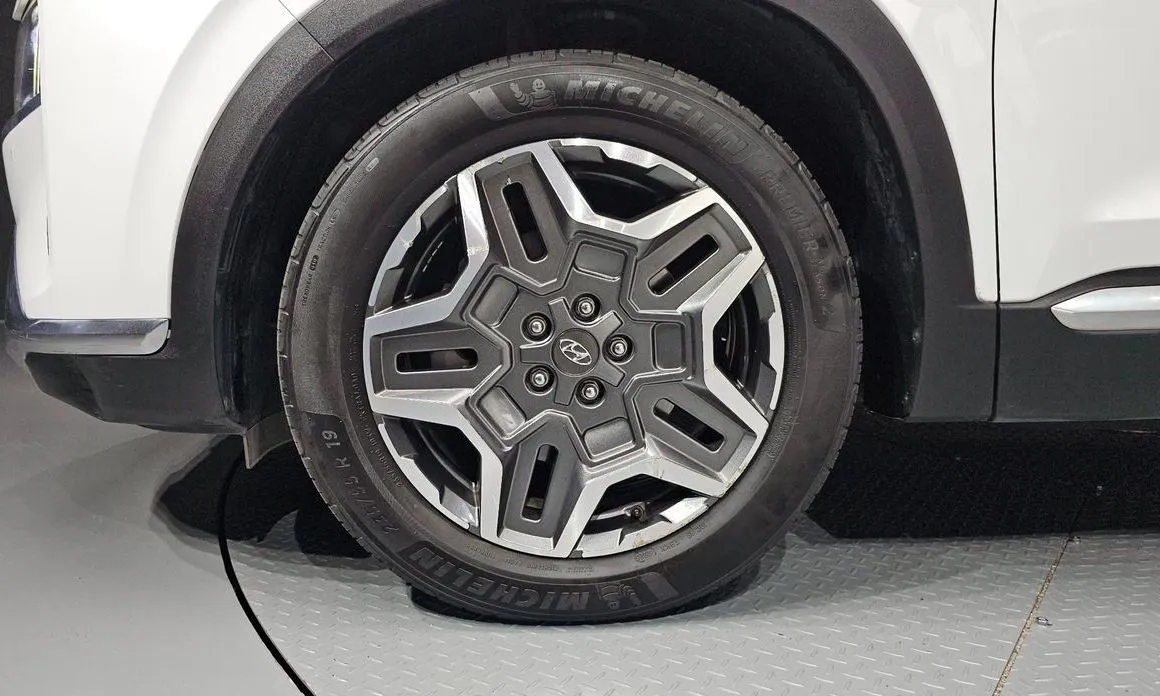 Hyundai Santafe — фото 5