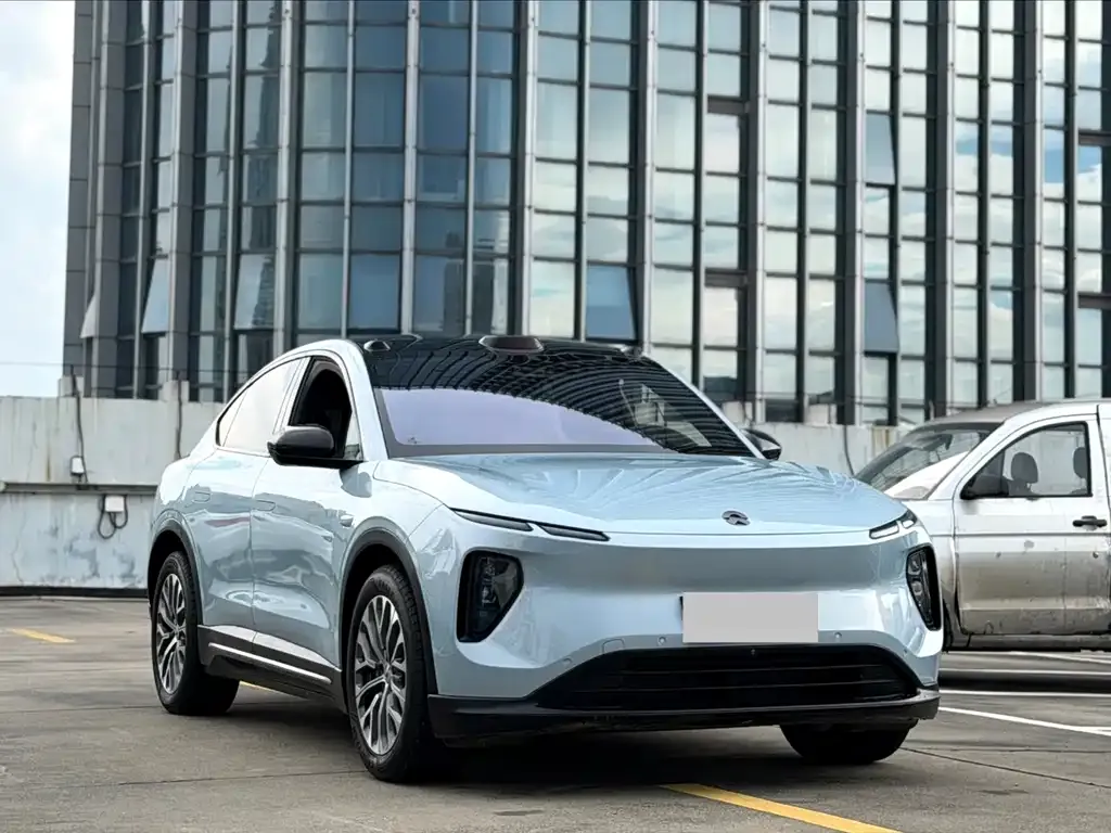 NIO EC6 — фото 8