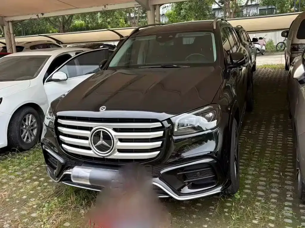 Mercedes-Benz GLS — фото 1
