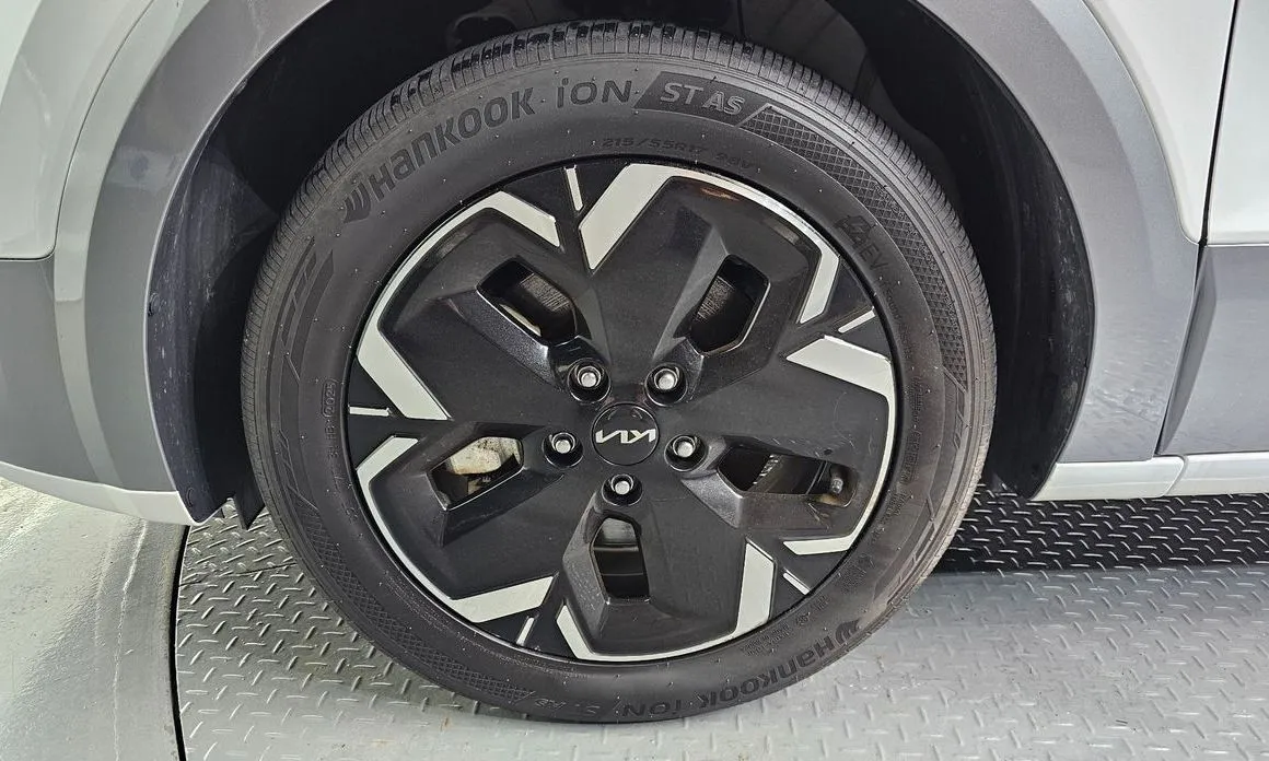 Kia Niro — фото 10