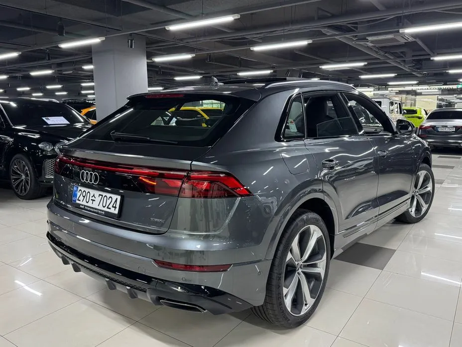 Audi Q8 — фото 5