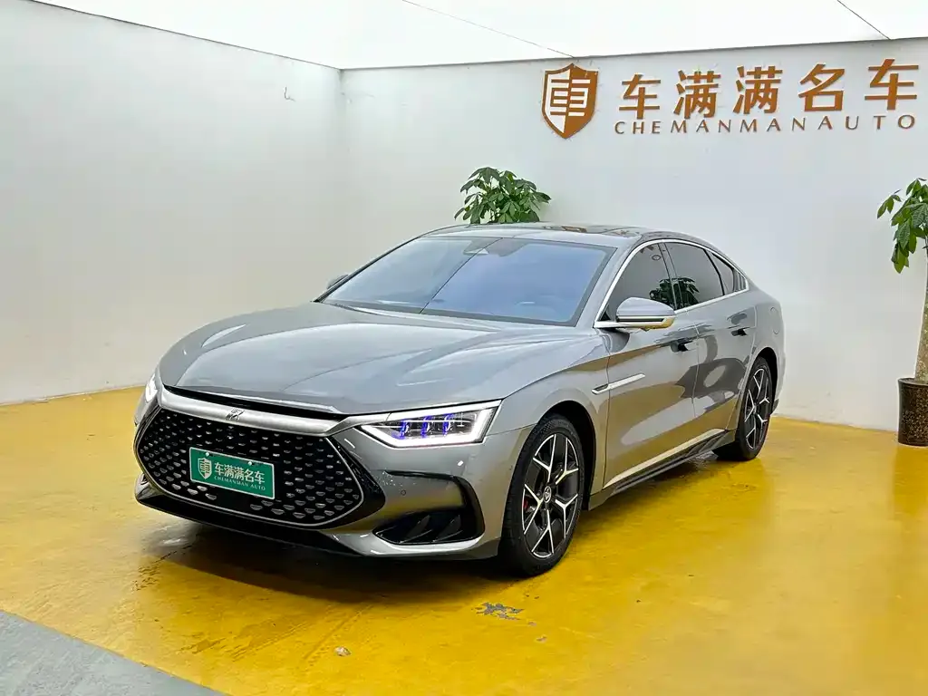 BYD Han — фото 1