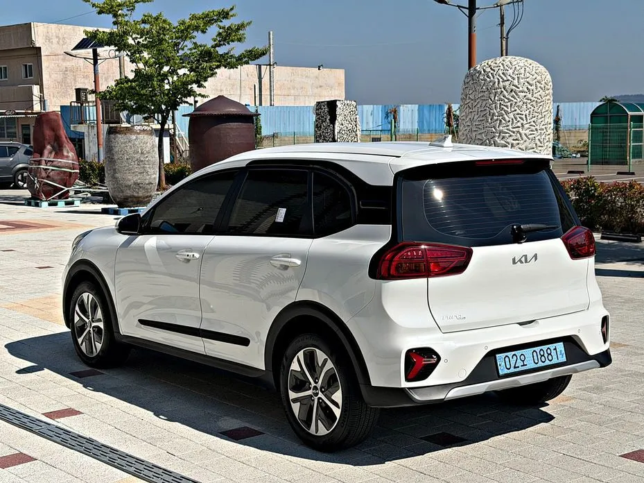 Kia Niro — фото 5