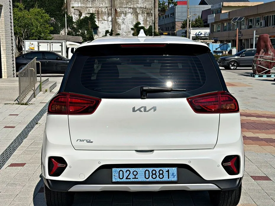 Kia Niro — фото 8