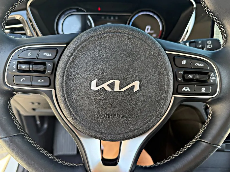 Kia Niro — фото 4
