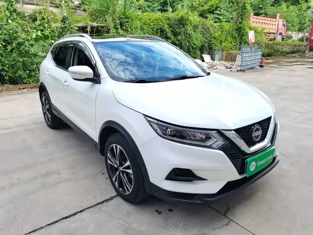 Nissan Qashqai — фото 9