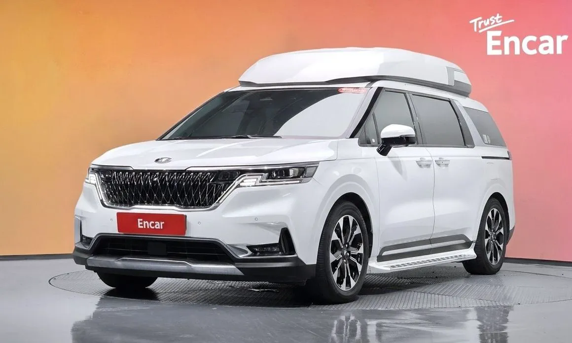 Kia Carnival — фото 1