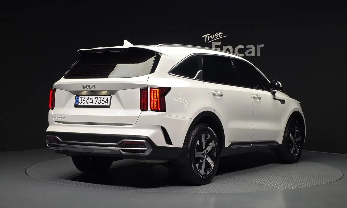 Kia Sorento — фото 4