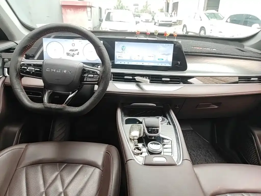 Chery Tiggo 8 PLUS — фото 9