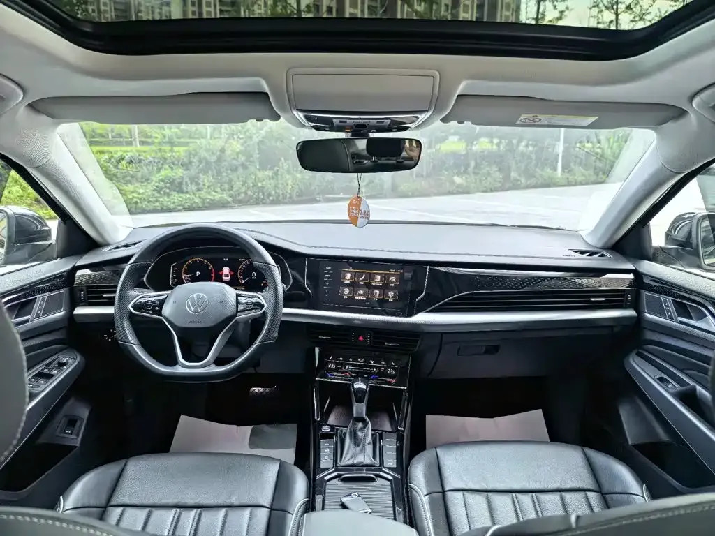 Volkswagen Passat — фото 7
