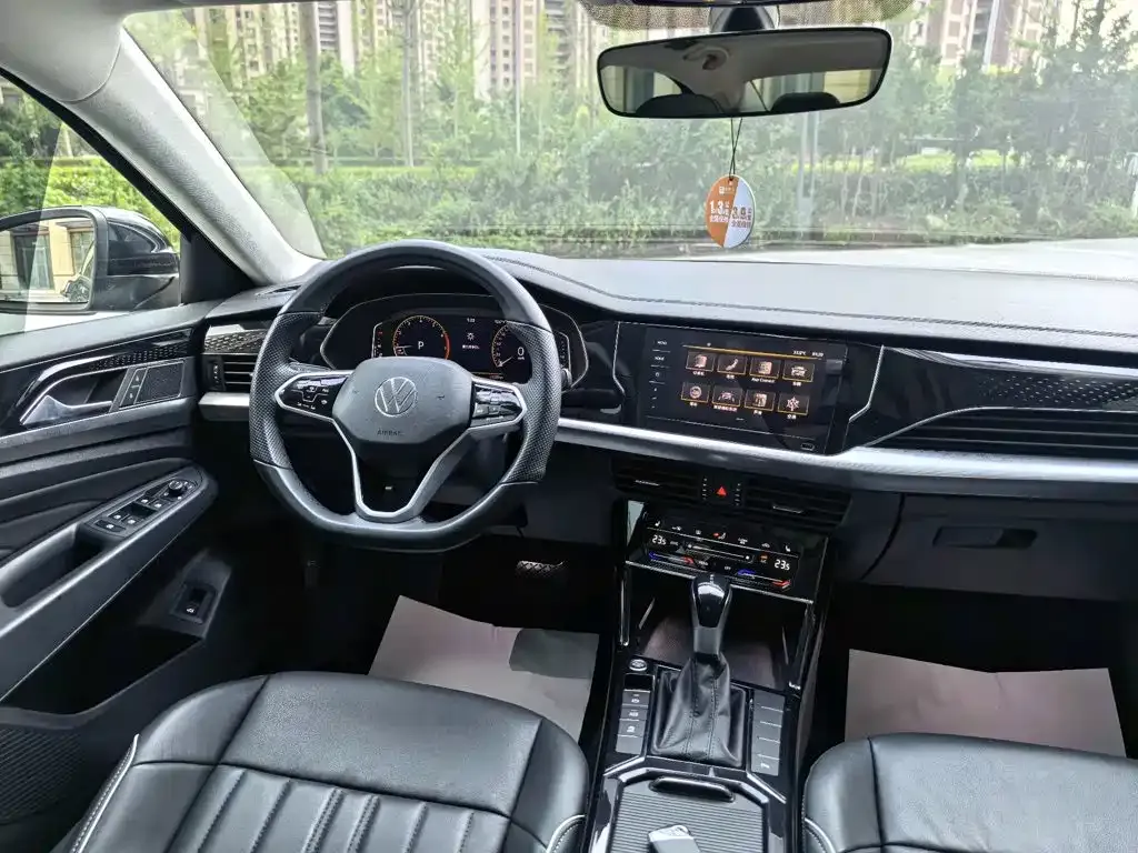 Volkswagen Passat — фото 9
