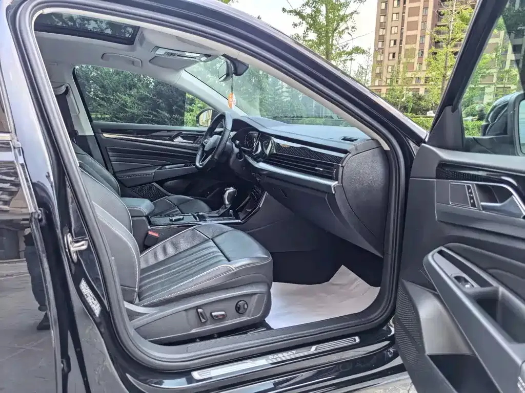 Volkswagen Passat — фото 4