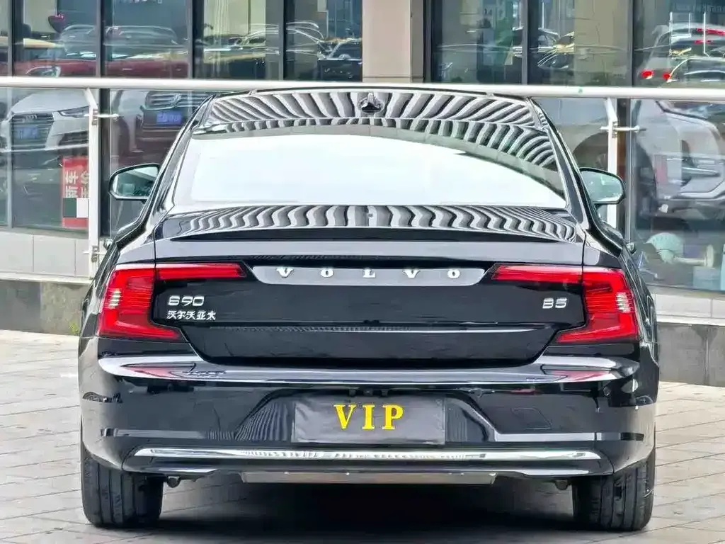 Volvo S90 — фото 7