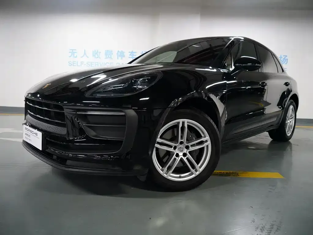Porsche Macan — фото 1