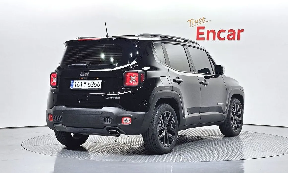 Jeep Renegade 2022 из KR, фото 5