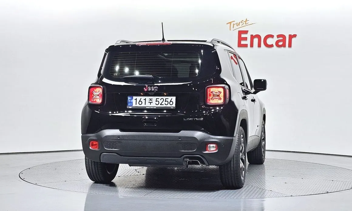 Jeep Renegade 2022 из KR, фото 2