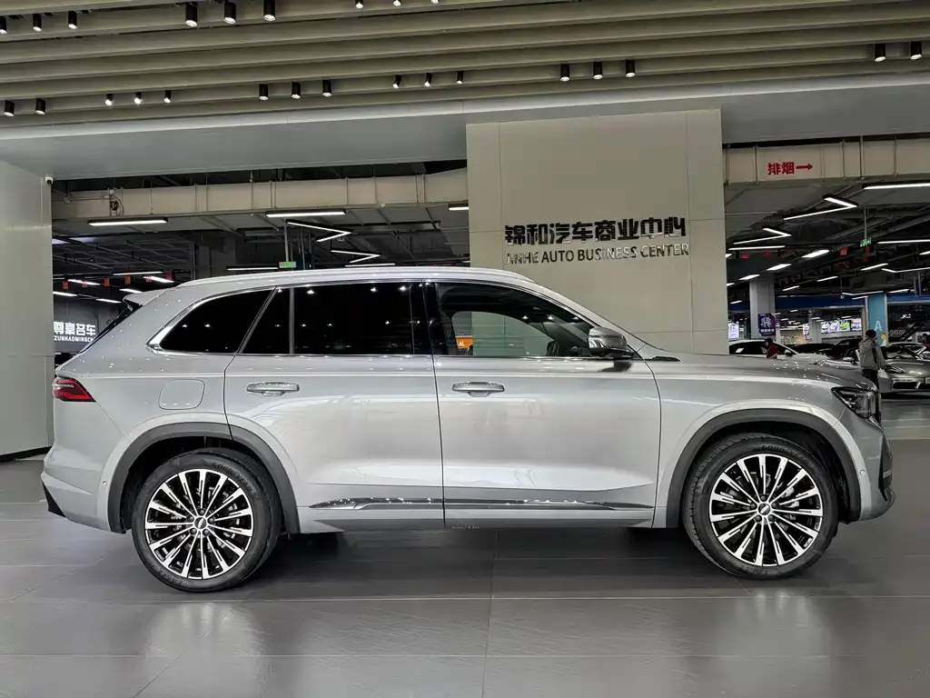 Geely Xingyue L — фото 3