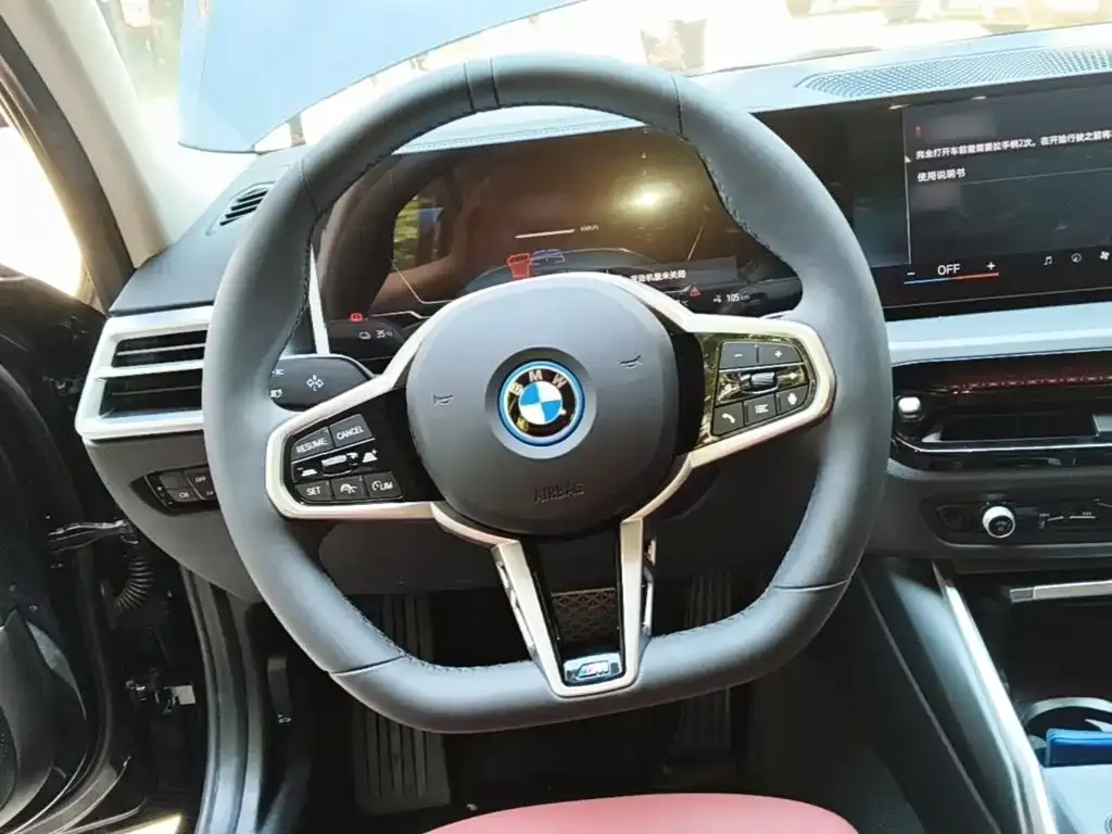 BMW i3 — фото 8