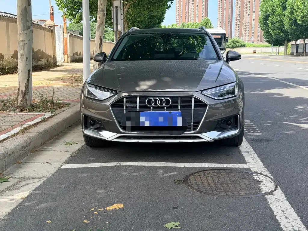 Audi A4 (Import) — фото 5