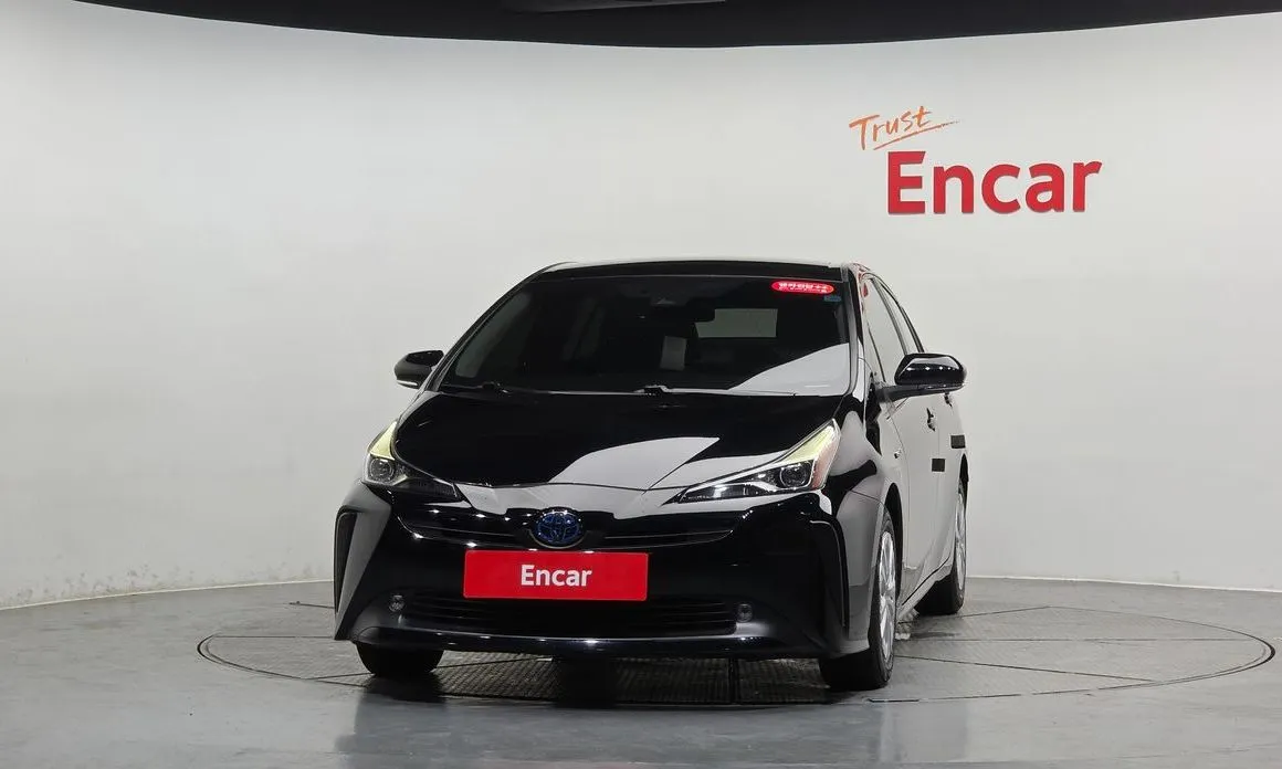 Toyota Prius — фото 5