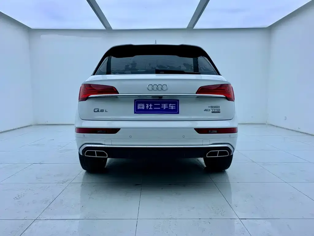 Audi Q5L — фото 3