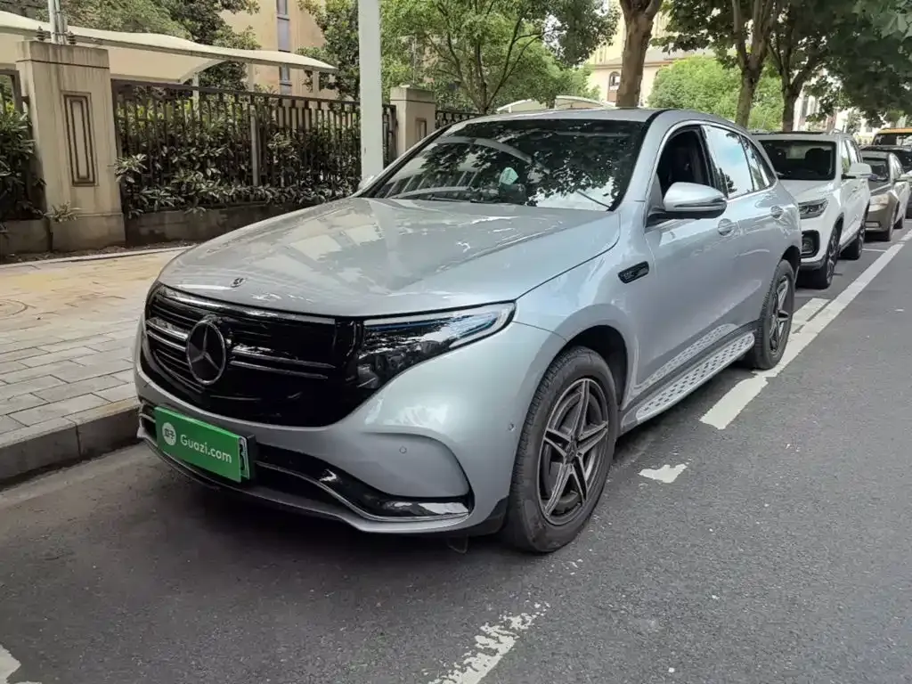 Mercedes-Benz EQC — фото 5