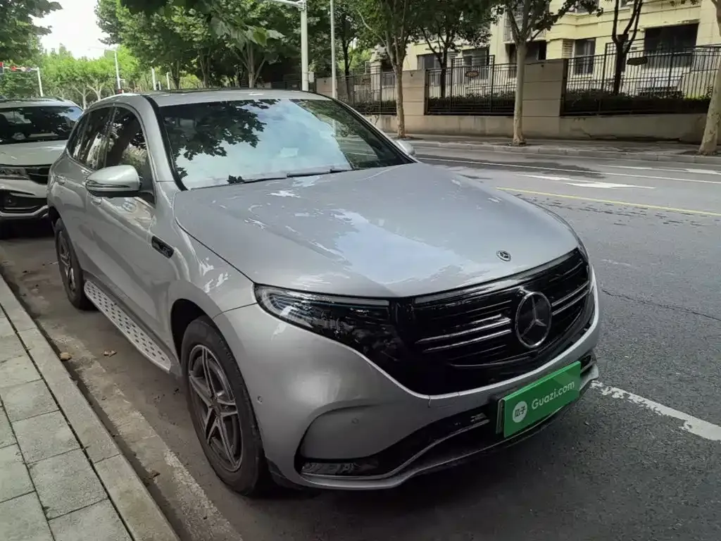 Mercedes-Benz EQC — фото 9