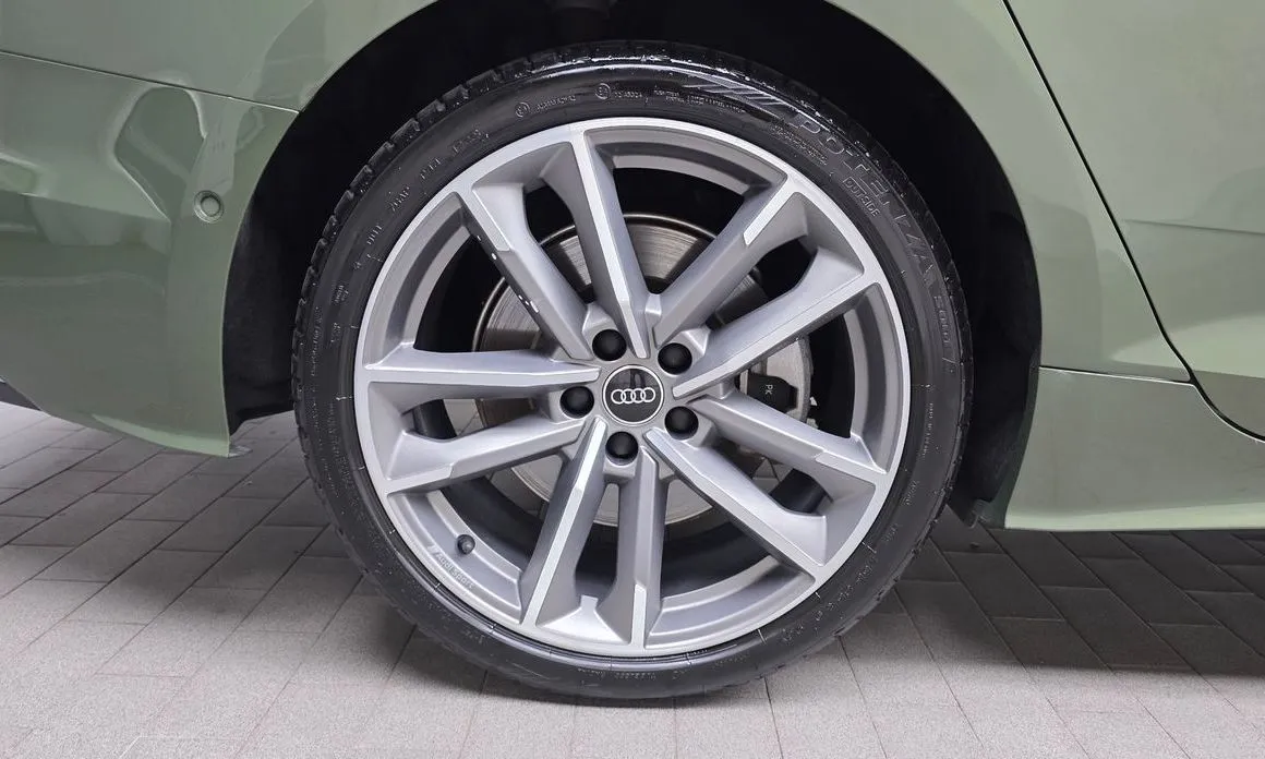 Audi A5 2023 из KR, фото 9