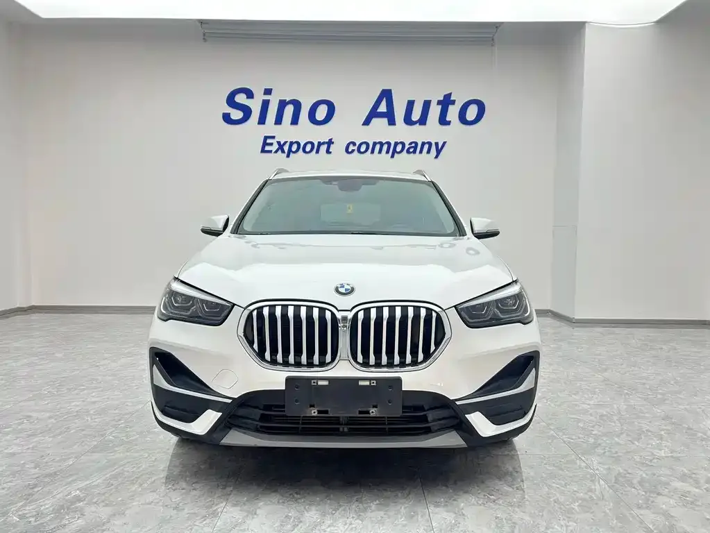 BMW X1 — фото 2
