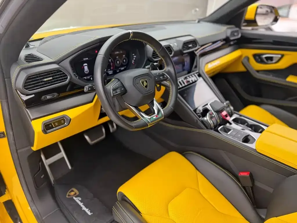 Lamborghini Urus — фото 5