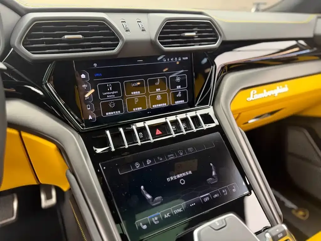 Lamborghini Urus — фото 9