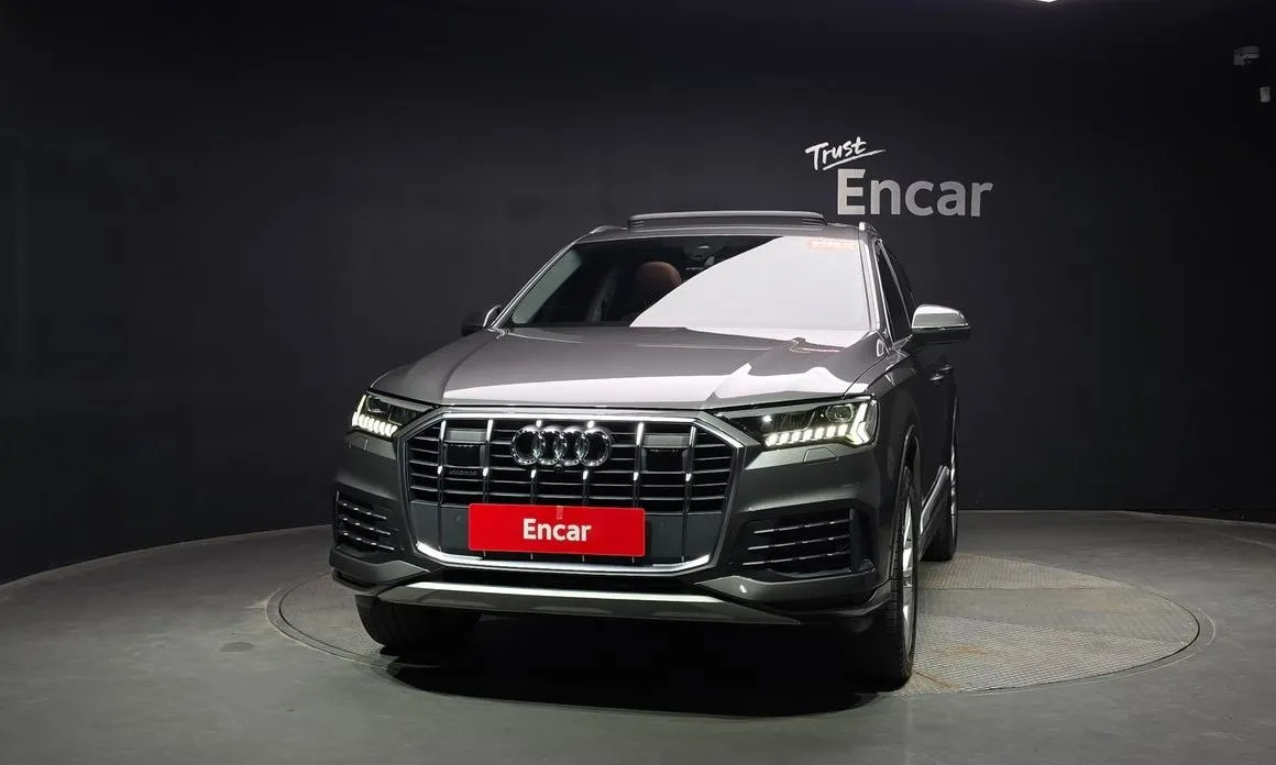 Audi Q7 2023 из KR, фото 7