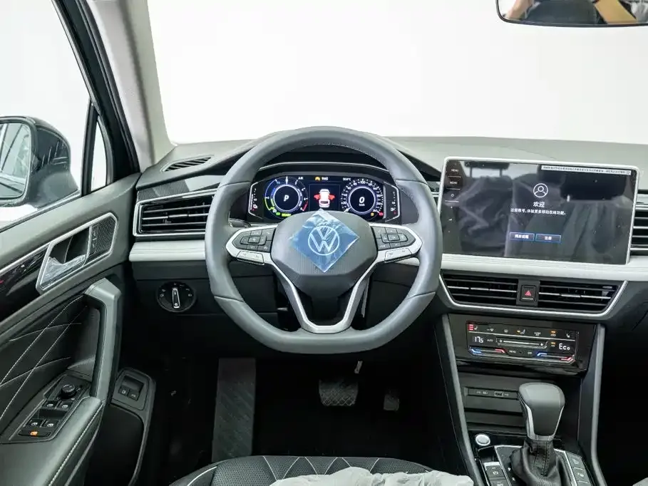 Volkswagen 途观L插电混动 — фото 7