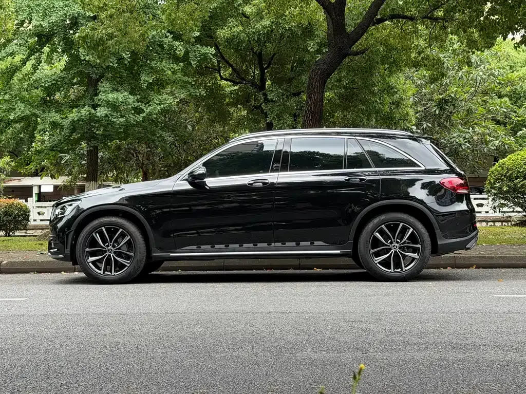 Mercedes-Benz GLC — фото 8